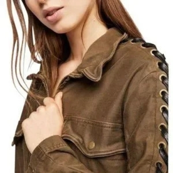 NWT FREE PEOPLE Tan Utility Jacket with Black Accents - Picture 2 of 7